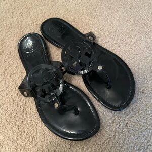 Tory Burch Black Patant Leather Miller Sandals Logo Emblem